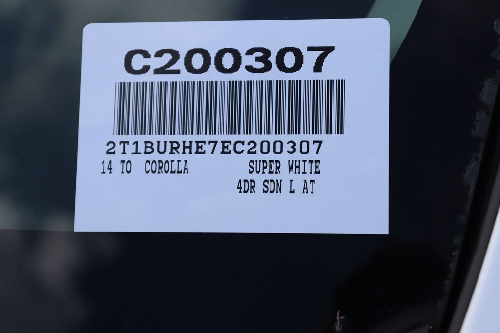 Thumbnail: 2014 Toyota Corolla - 7
