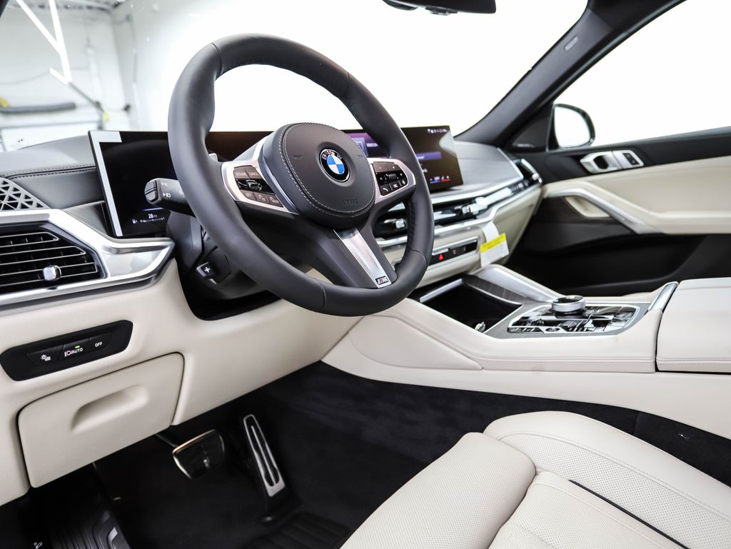 Thumbnail: 2026 BMW X6 - 10