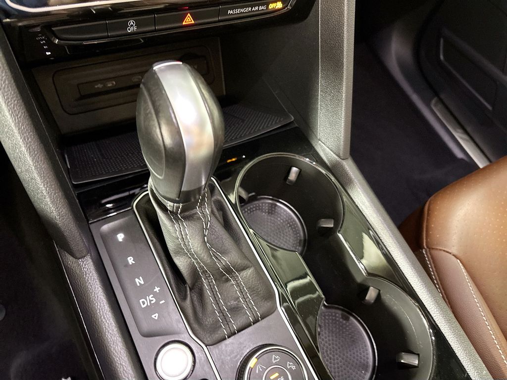 2023 Volkswagen Atlas 2.0T SE w/Technology