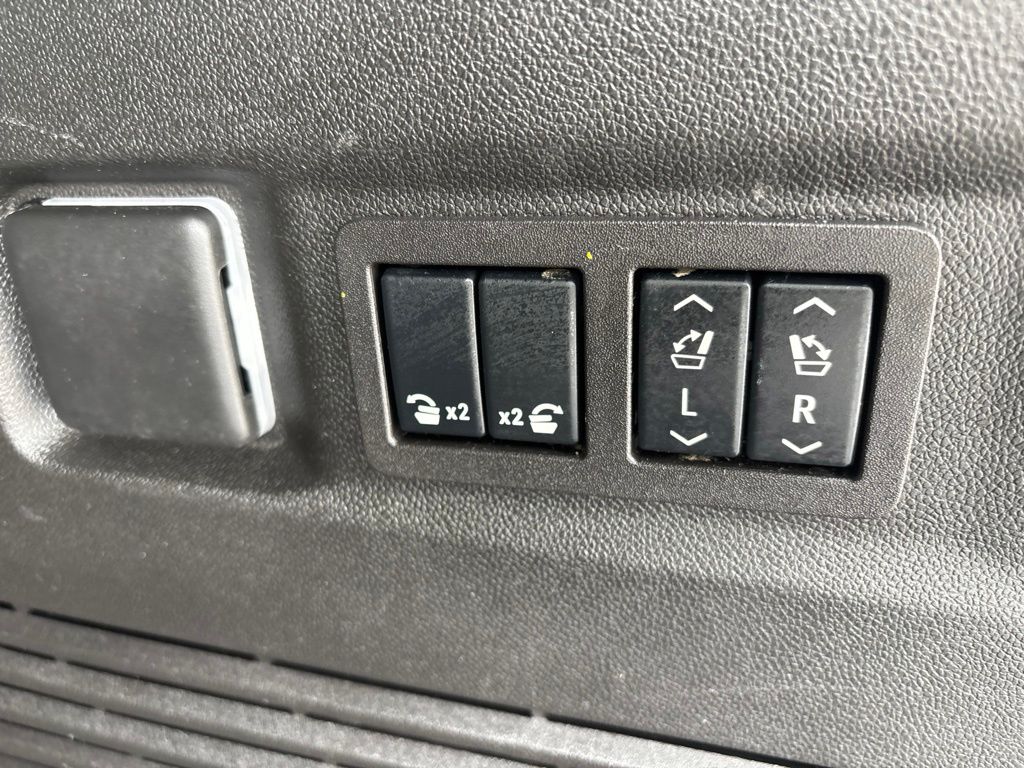 Used 2024 GMC Yukon SUV