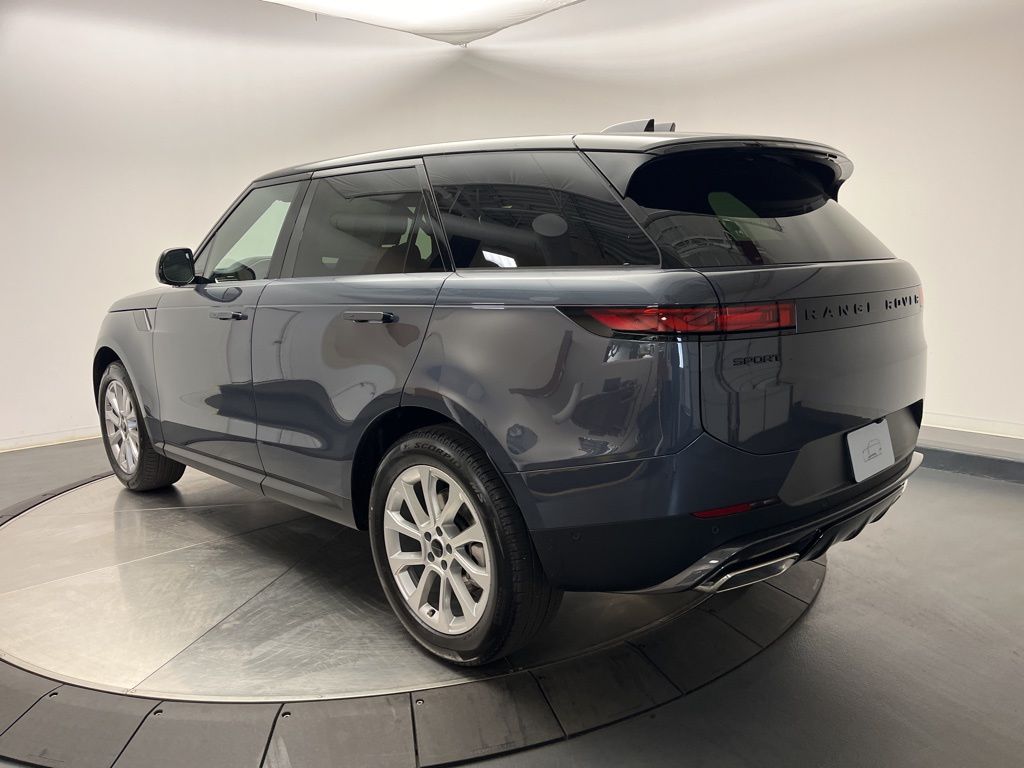 Thumbnail: 2026 Land Rover Range Rover Sport - 3