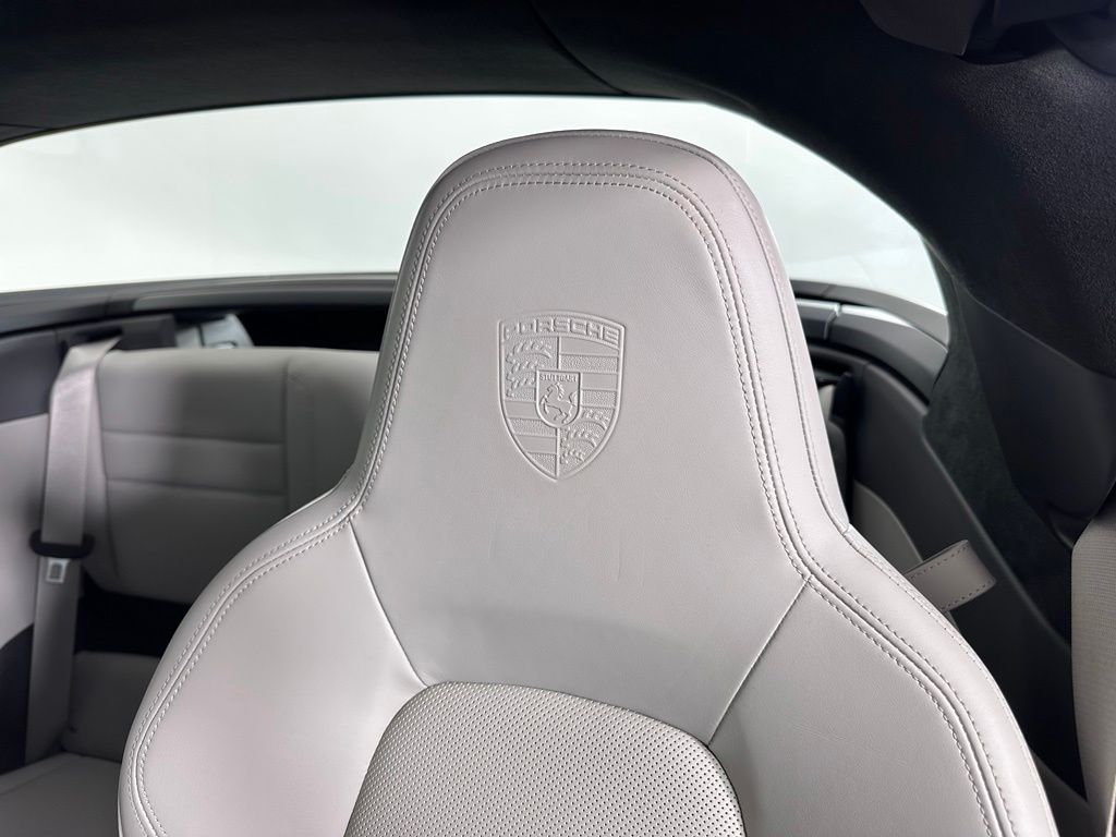 Thumbnail: 2024 Porsche 911 - 25