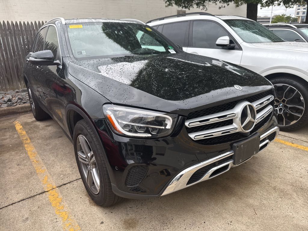 Thumbnail: 2022 Mercedes-Benz GLC - 3