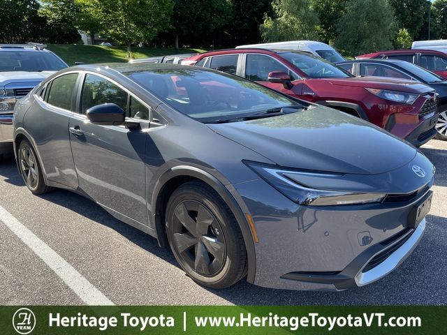  2023 Toyota Prius Prime SE FWD   