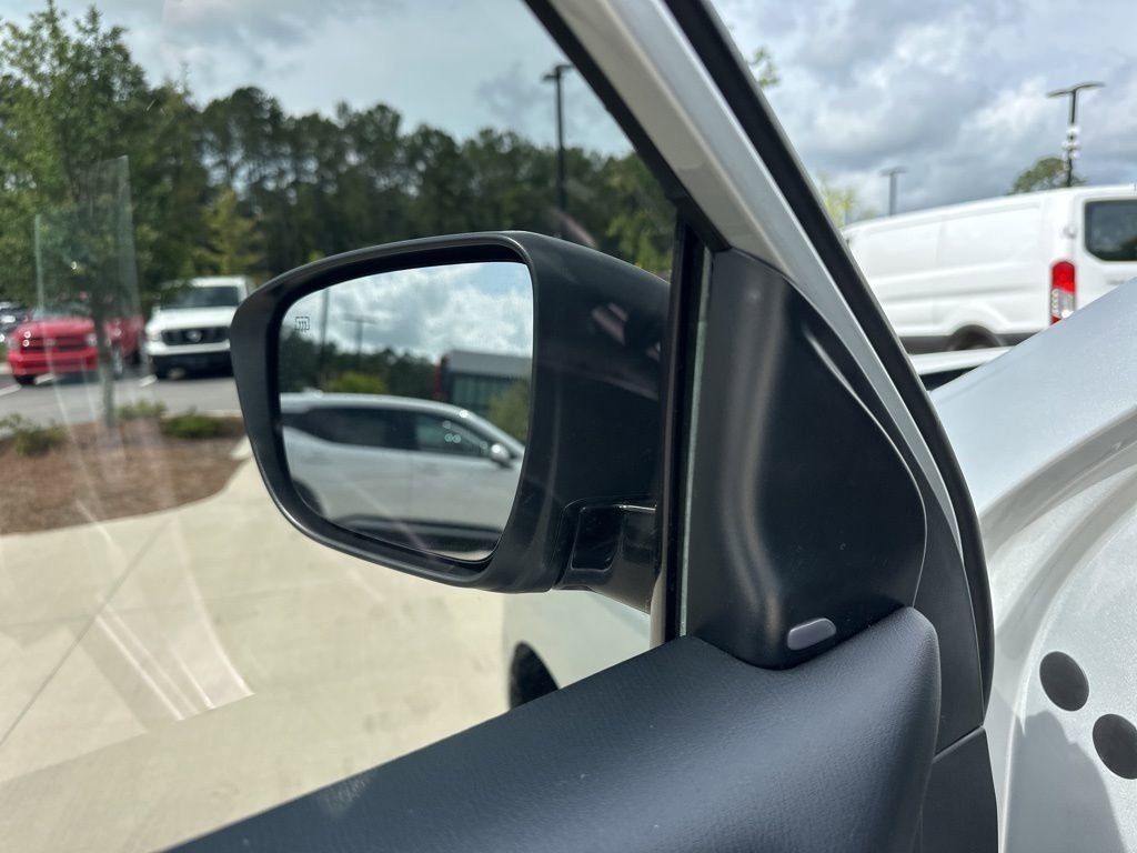 2020 Brilliant Silver Metallic Nissan Pathfinder SL 4X4 SUV