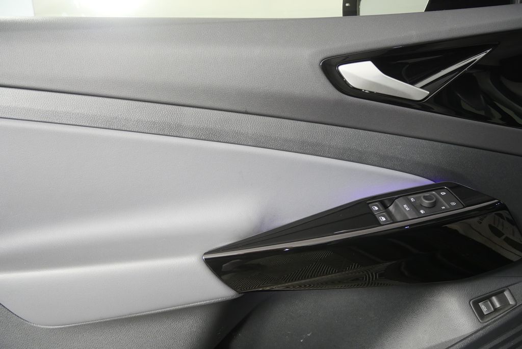Thumbnail: 2022 Volkswagen ID.4 - 8
