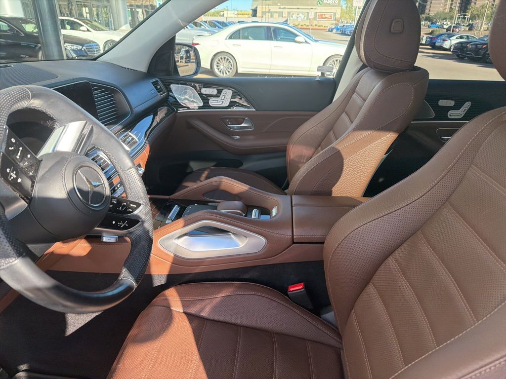 Thumbnail: 2024 Mercedes-Benz GLS - 2