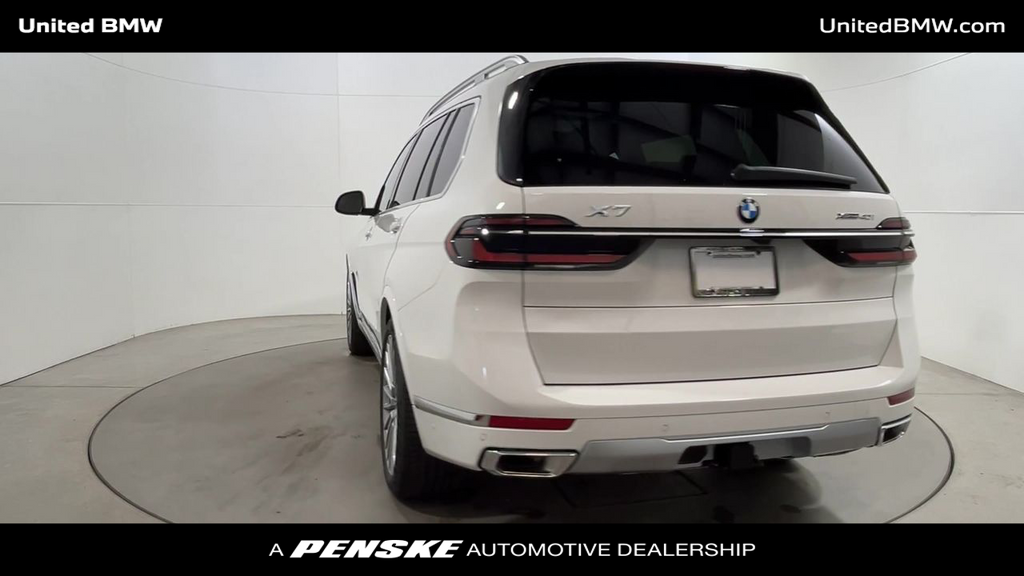 2025 BMW X7 xDrive40i 7