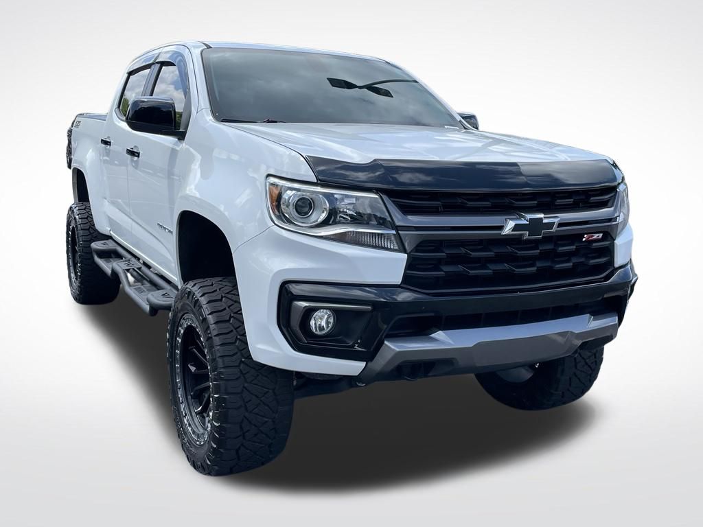 Thumbnail: 2022 Chevrolet Colorado - 8
