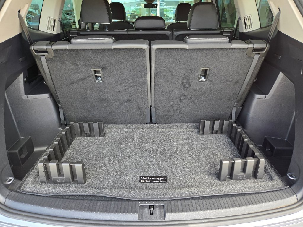 Used 2025 Volkswagen Atlas SUV