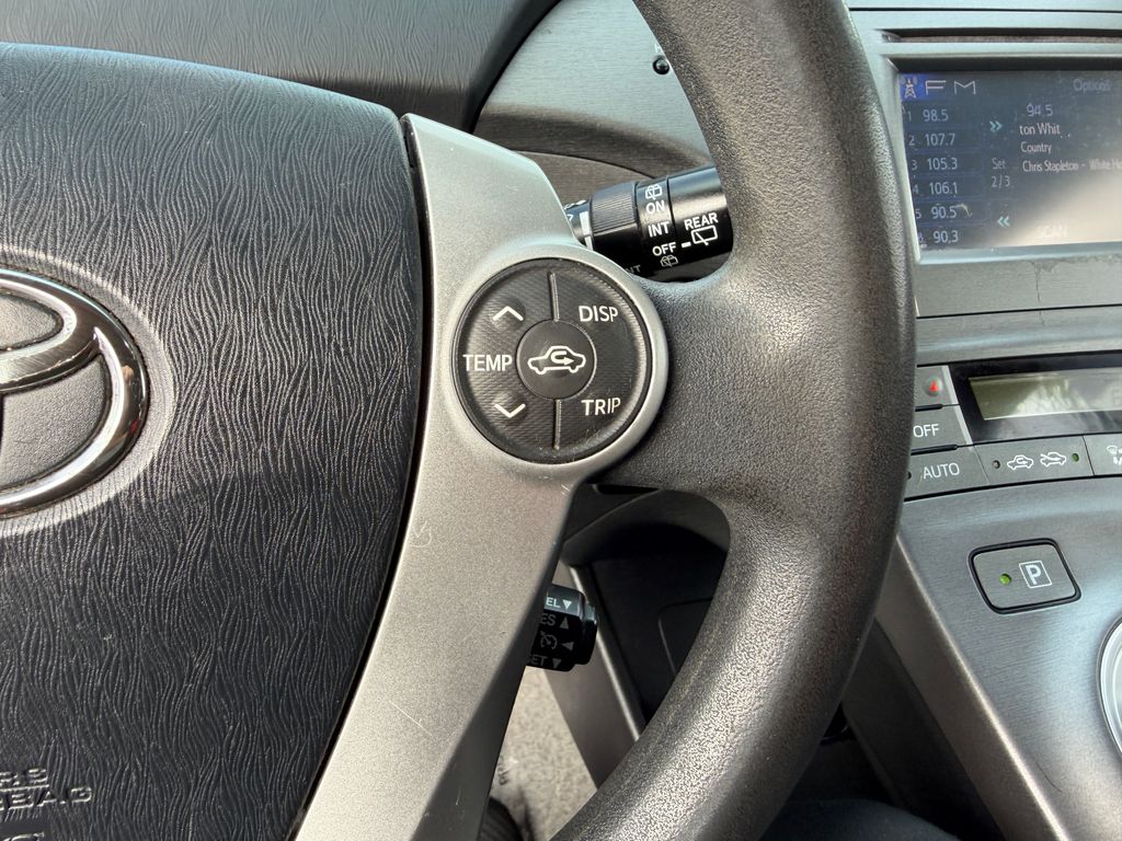 Thumbnail: 2015 Toyota Prius - 22