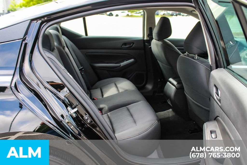 Used 2025 Black Nissan 2.5 SV image 19