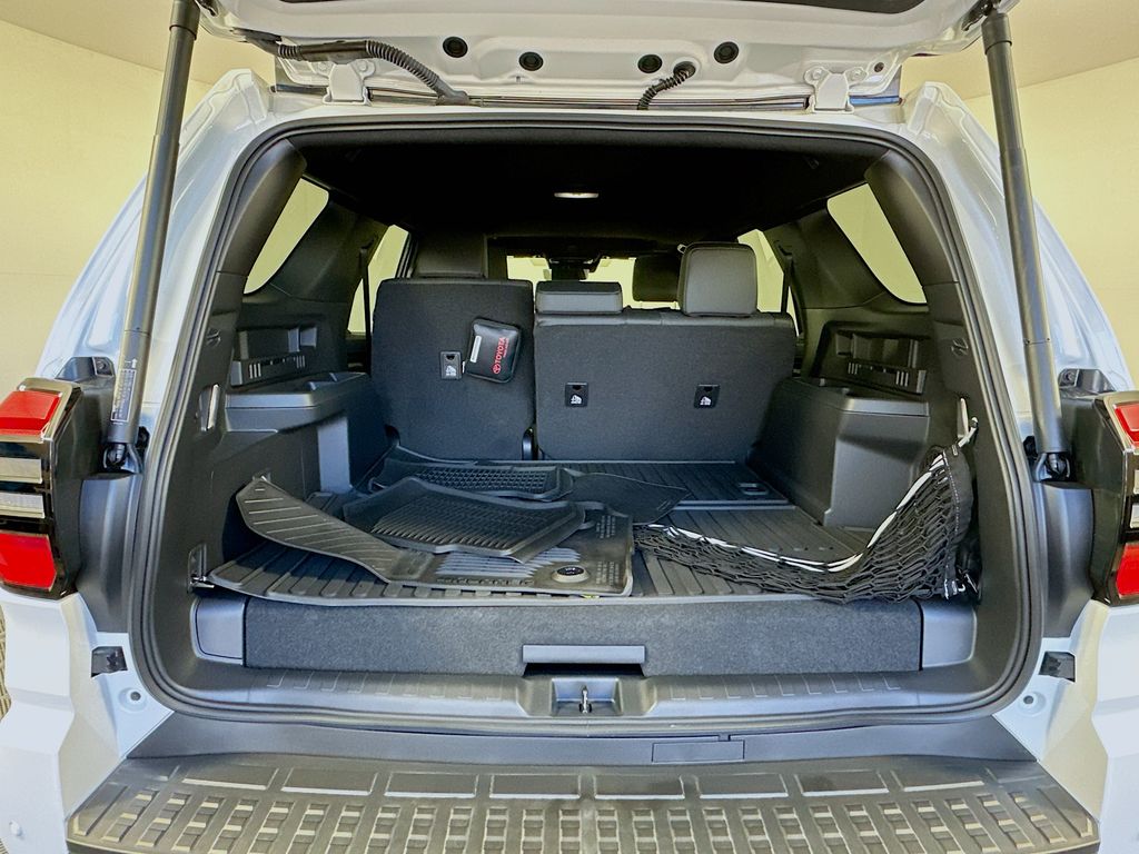 Thumbnail: 2025 Toyota 4Runner - 27