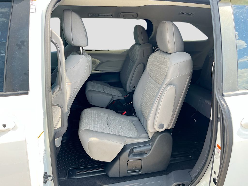 Used 2023 White Toyota LE image 22