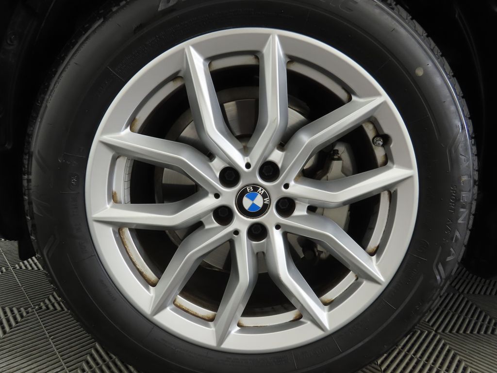 Thumbnail: 2022 BMW X5 - 30