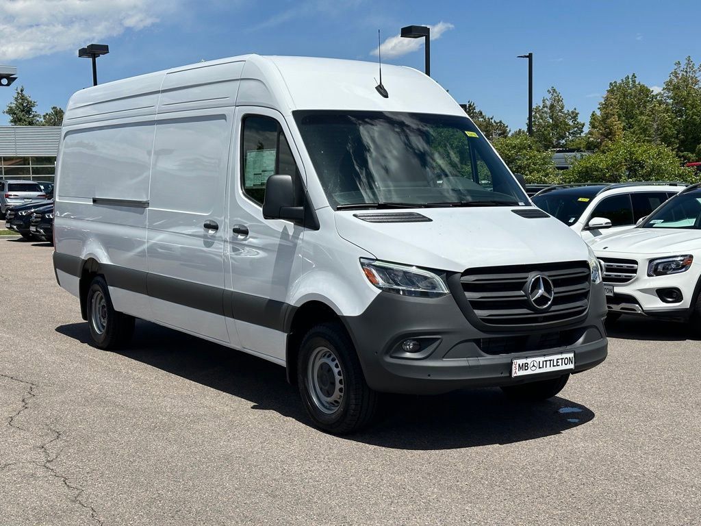 2024 Mercedes-Benz Sprinter 3500 Cargo 170 WB 6