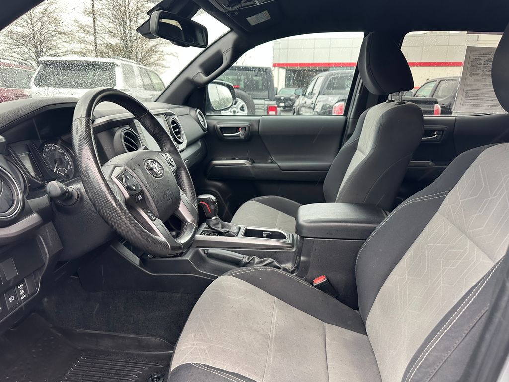 2022 Toyota Tacoma TRD Off-Road