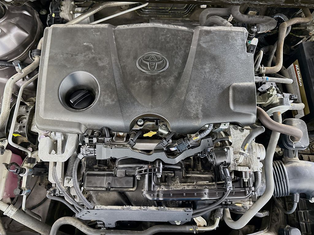 Thumbnail: 2021 Toyota Camry - 31