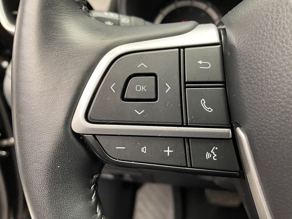 2022 Toyota Highlander LE 22