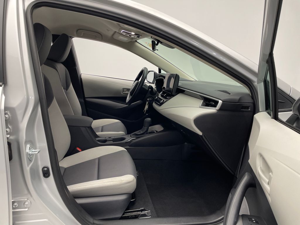 Thumbnail: 2025 Toyota Corolla - 16