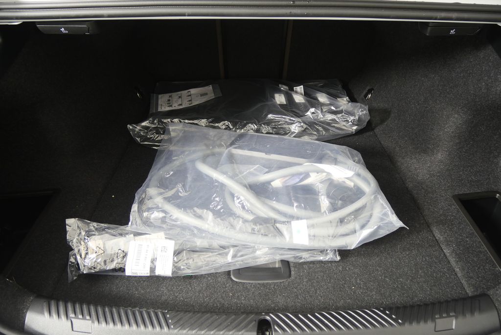 Thumbnail: 2026 BMW i5 - 17