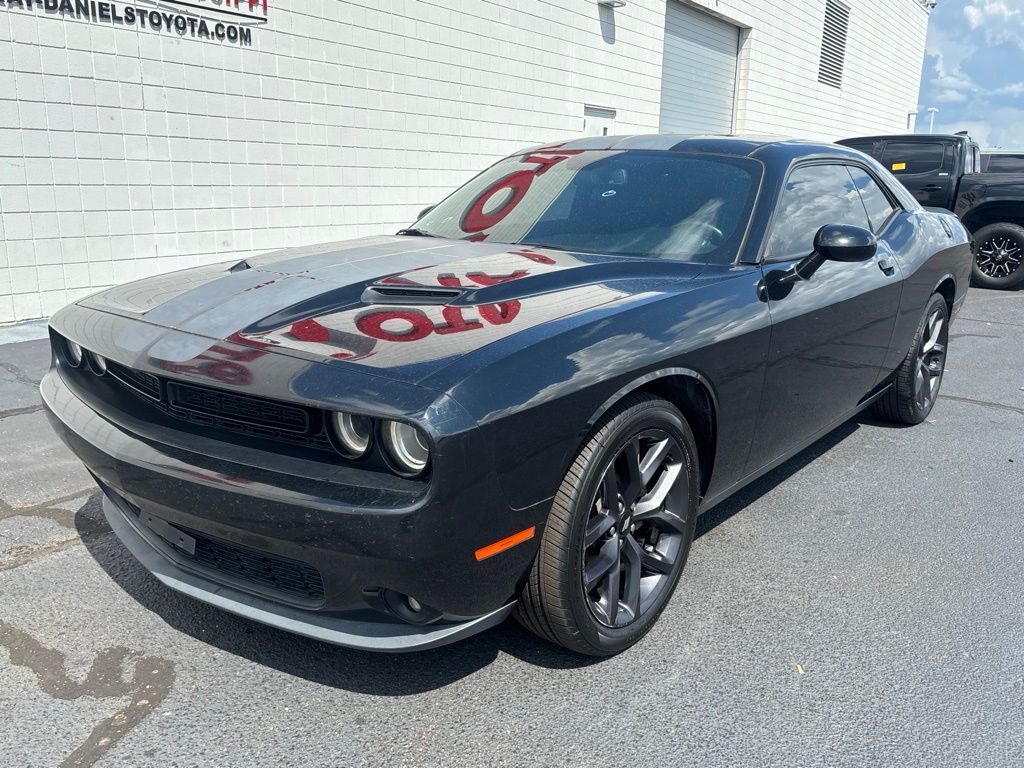 Pitch Black Clearcoat 2019 Dodge Challenger Coupe Rear-Wheel Drive 8-Speed Automatic