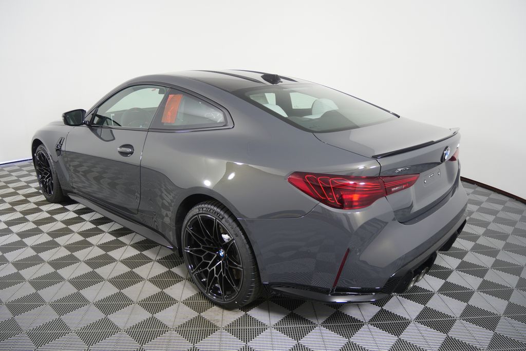 Thumbnail: 2027 BMW M4 - 6