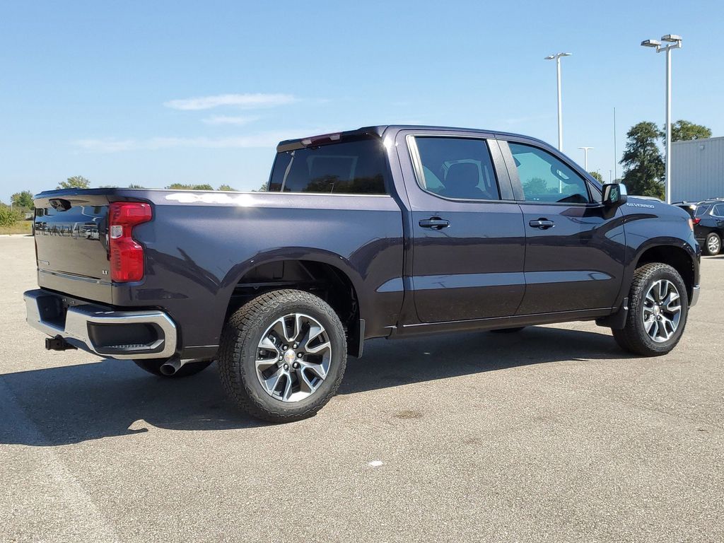 2024 Chevrolet Silverado 1500 LT 4