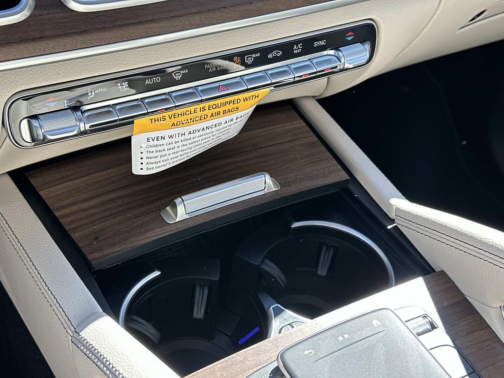 Thumbnail: 2026 Mercedes-Benz GLS - 10