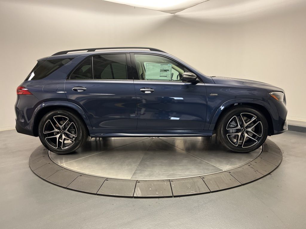 Thumbnail: 2026 Mercedes-Benz GLE - 8