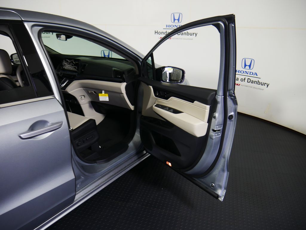 Thumbnail: 2026 Honda Odyssey - 7
