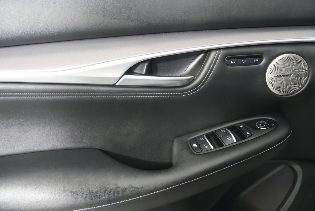 2022 INFINITI QX55 Essential 8