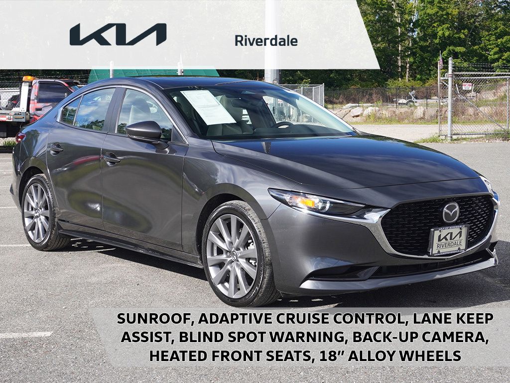 Machine Gray Metallic 2024 Mazda MAZDA3 Sedan Front-Wheel Drive 6-Speed Automatic