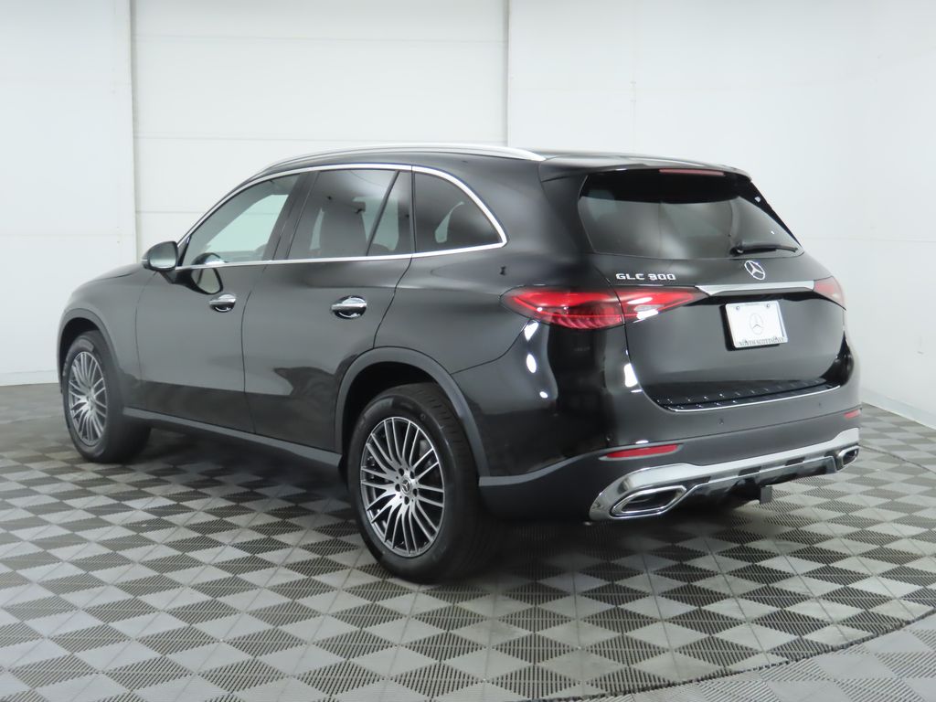 Thumbnail: 2026 Mercedes-Benz GLC - 7