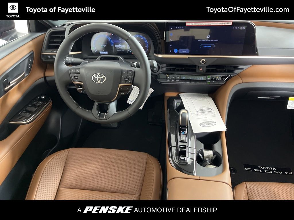 Thumbnail: 2025 Toyota Crown Signia - 14