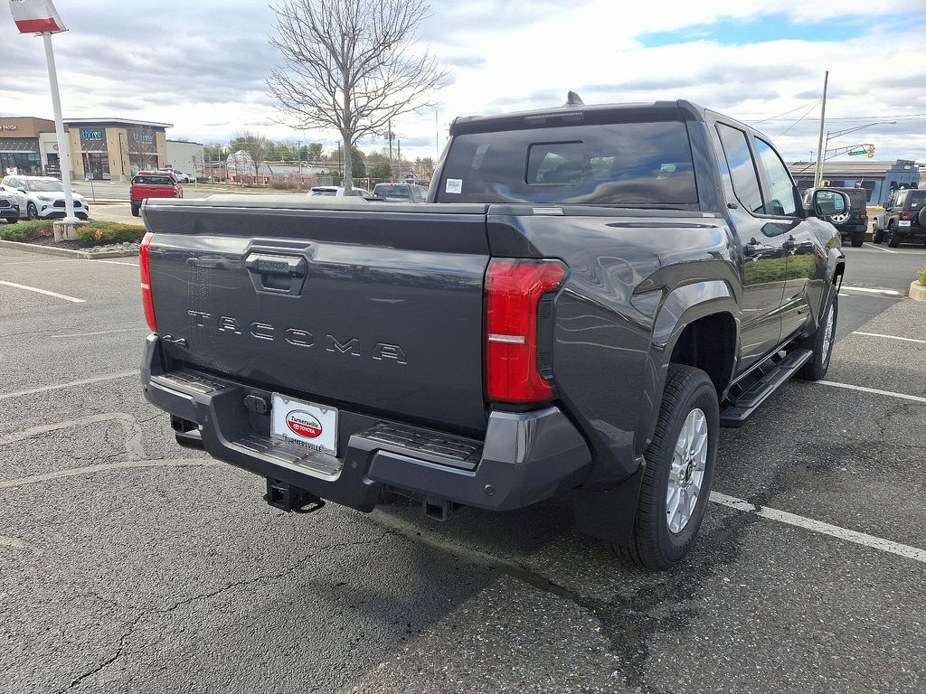 2024 Toyota Tacoma SR5 4