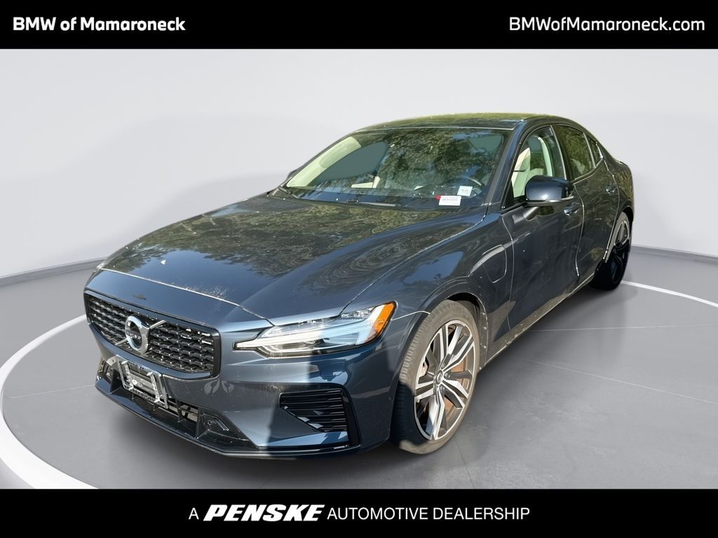 2022 Volvo S60 T8 R-Design Hero Image