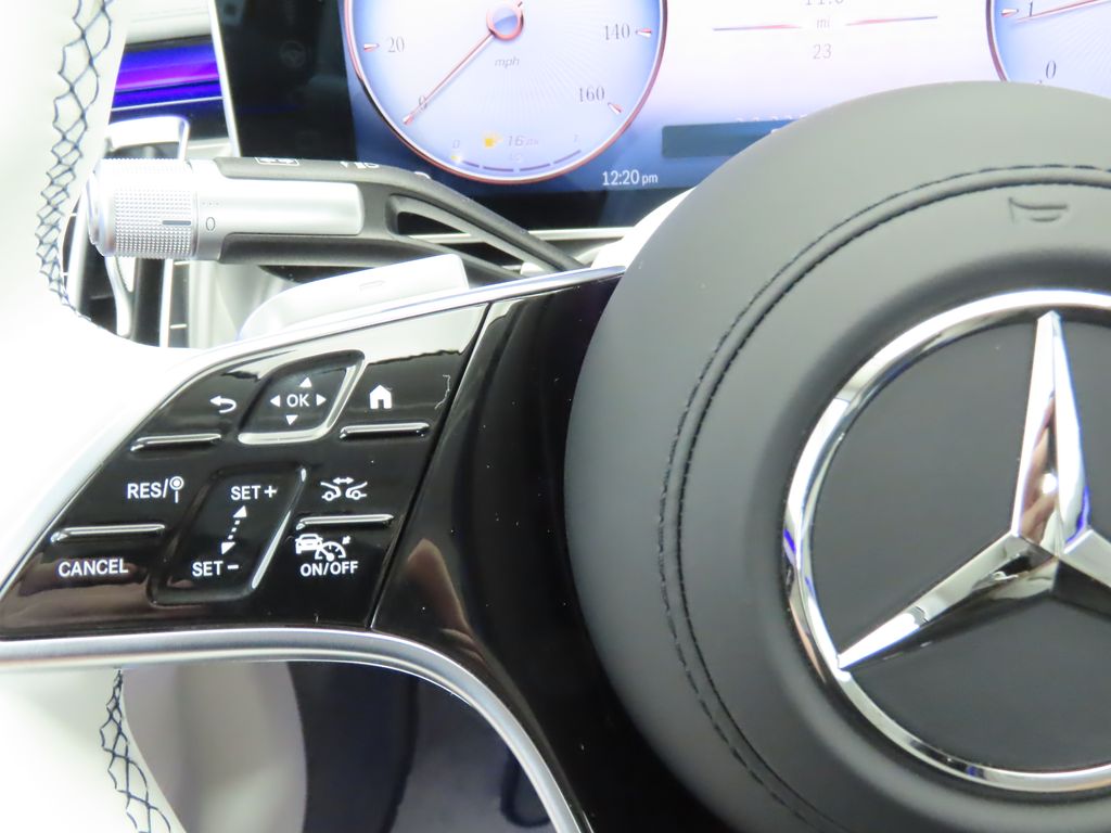 Thumbnail: 2024 Mercedes-Benz S-Class - 11