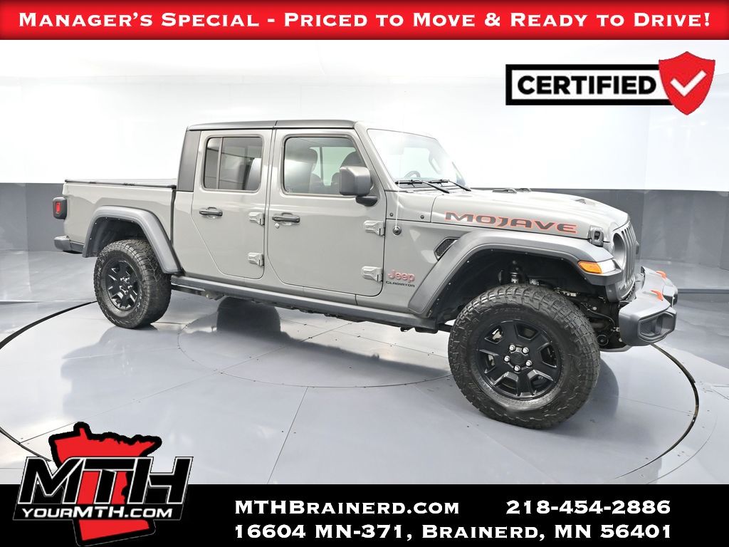 Sting-Gray Clearcoat 2022 Jeep Gladiator Mojave Crew Cab 4WD Pickup Truck Four-Wheel Drive 8-Speed Automatic