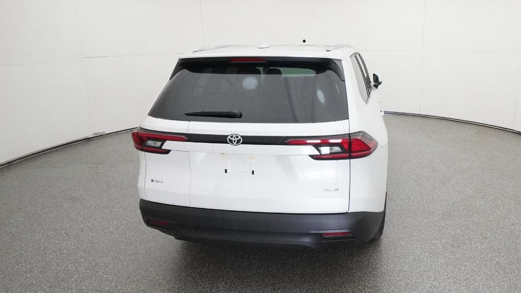 Thumbnail: 2026 Toyota Grand Highlander - 20