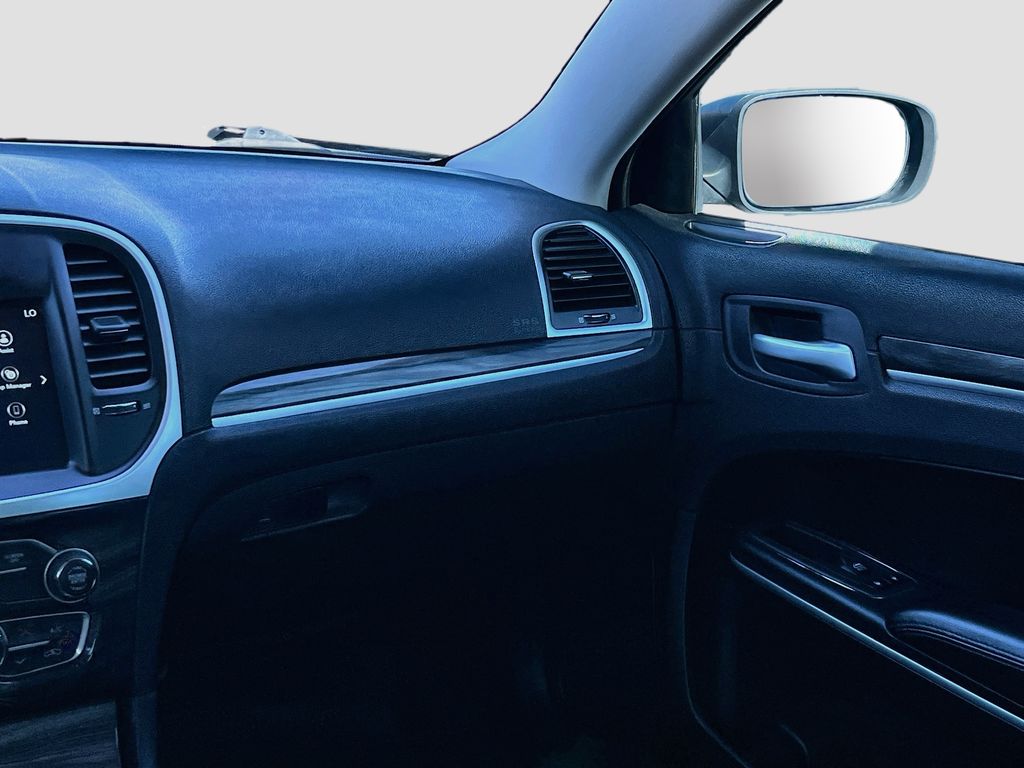 Used 2020 Black Chrysler Touring image 21