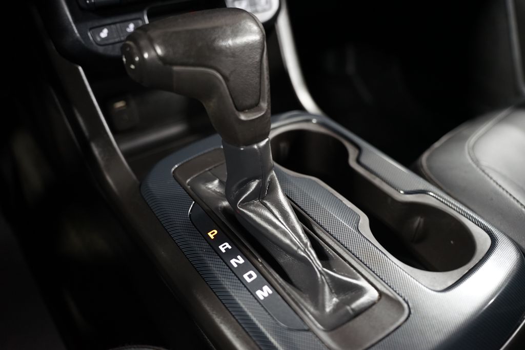 2015 Chevrolet Colorado Z71 23