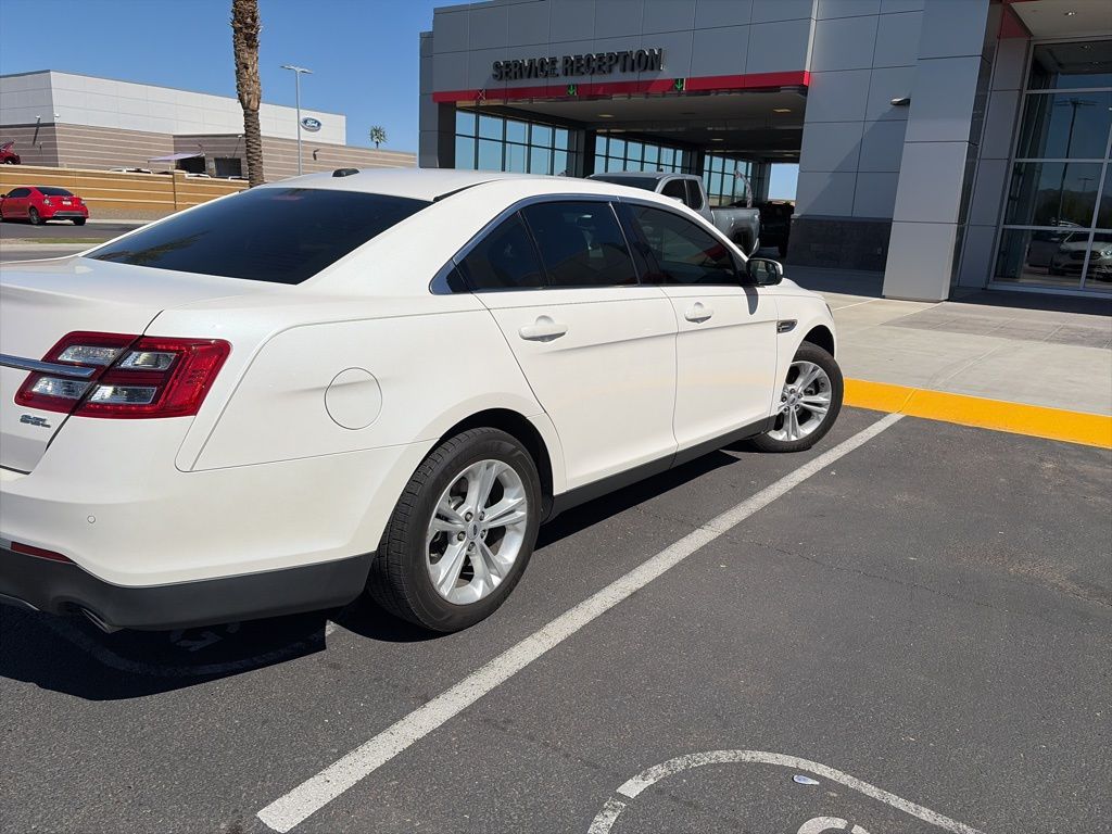 Thumbnail: 2017 Ford Taurus - 5