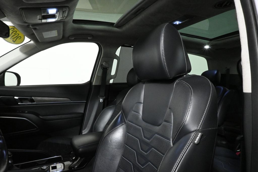 Thumbnail: 2022 Kia Telluride - 17