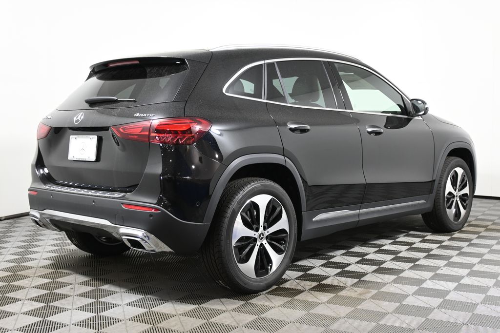 2025 Mercedes-Benz GLA 250 4MATIC 7