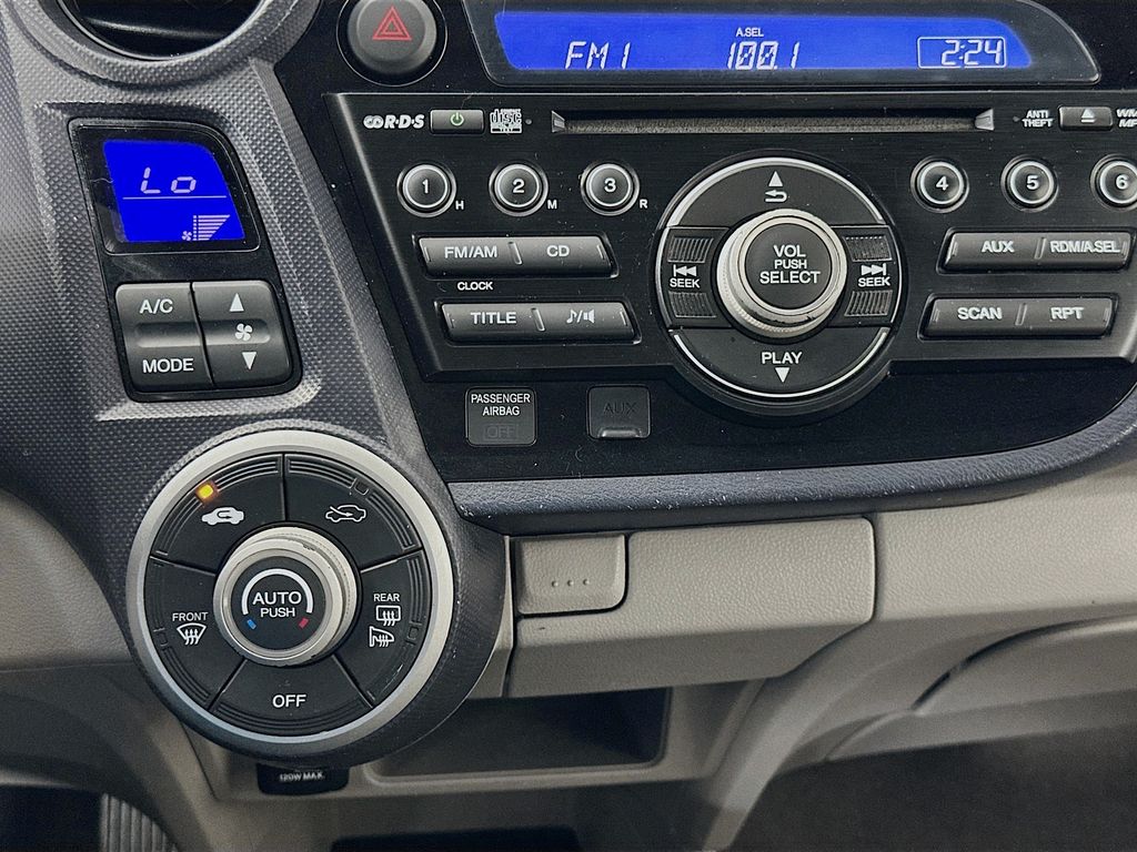 Thumbnail: 2010 Honda Insight - 14