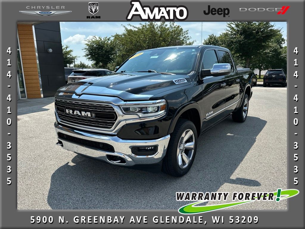 Diamond Black Crystal Pearlcoat 2019 RAM 1500 Pickup Truck Four-Wheel Drive 8-Speed Automatic
