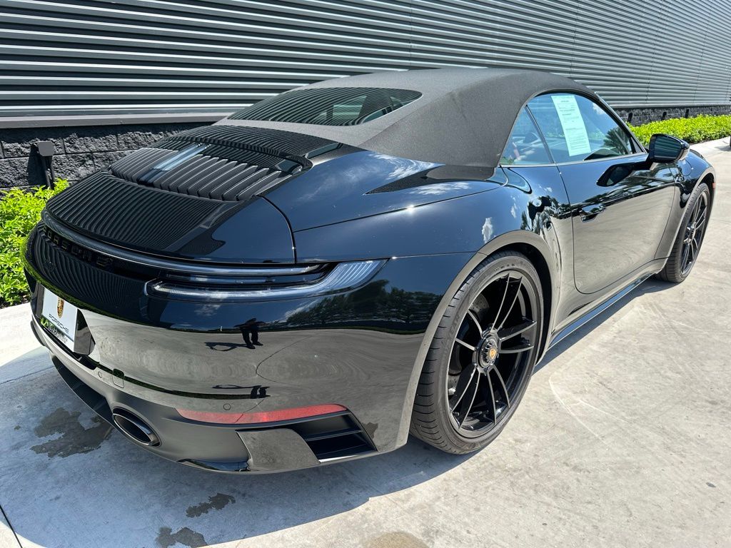 Thumbnail: 2024 Porsche 911 - 9