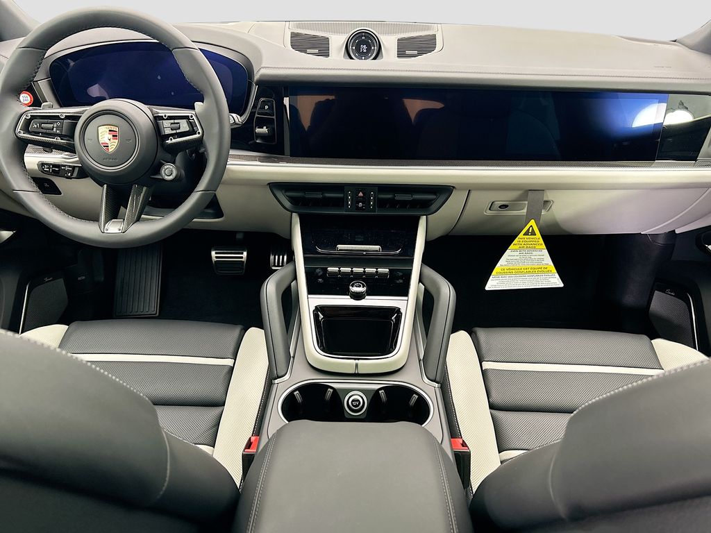 Thumbnail: 2026 Porsche Cayenne - 16