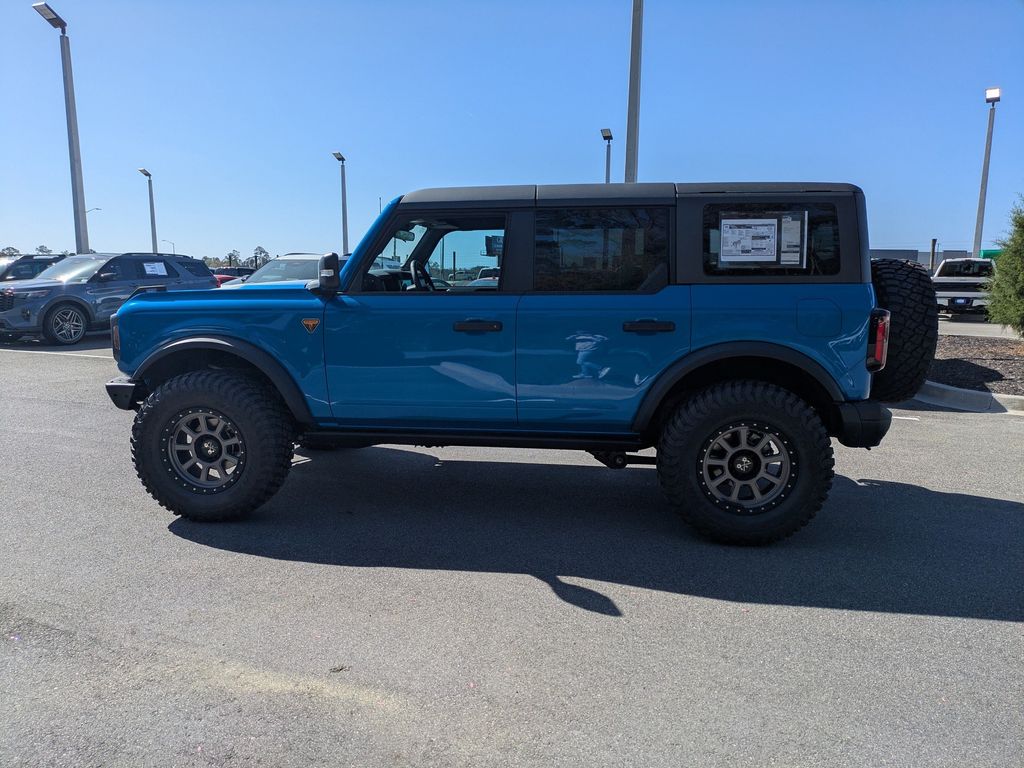 2025 Ford Bronco Badlands